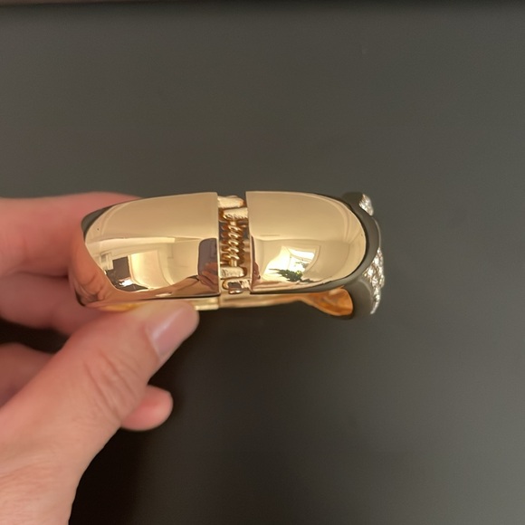 18K Gold Plated / Crystals Bangle- Women - Picture 4 of 7